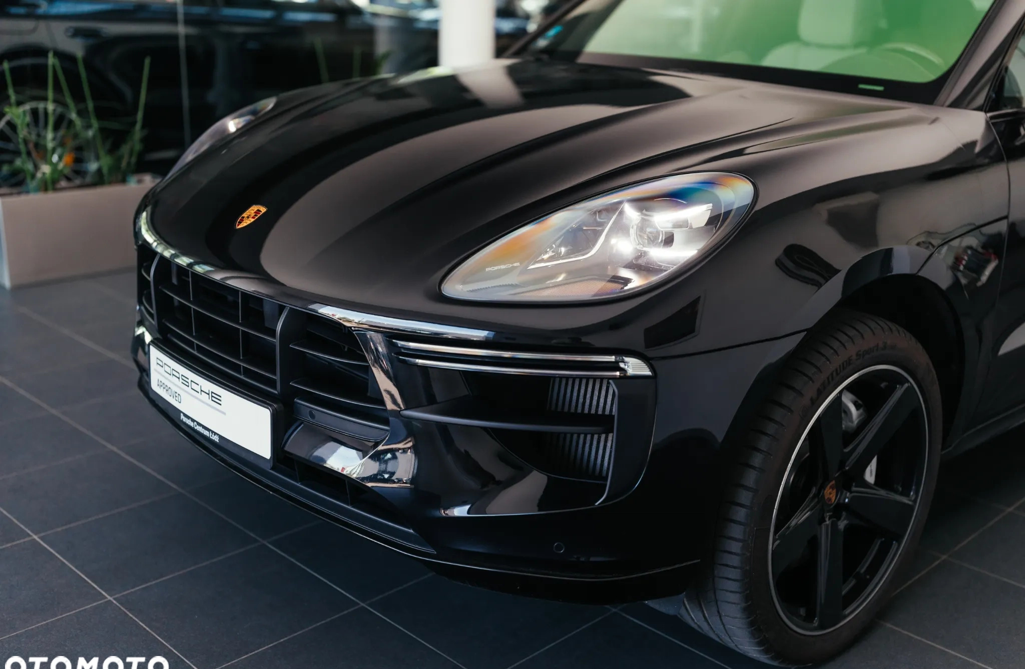 Porsche Macan cena 349900 przebieg: 46200, rok produkcji 2019 z Dąbie małe 562
